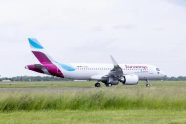 ein Eurowings Airbus A320neo Flugzeug