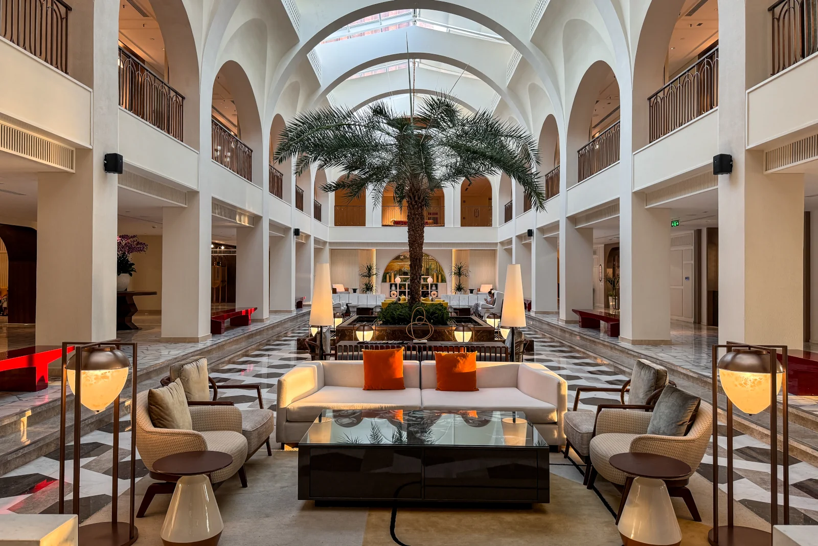 Canopy by Hilton Phu Quoc Lobby – Beispiel eines teilnehmenden Hilton Honors Hotels weltweit