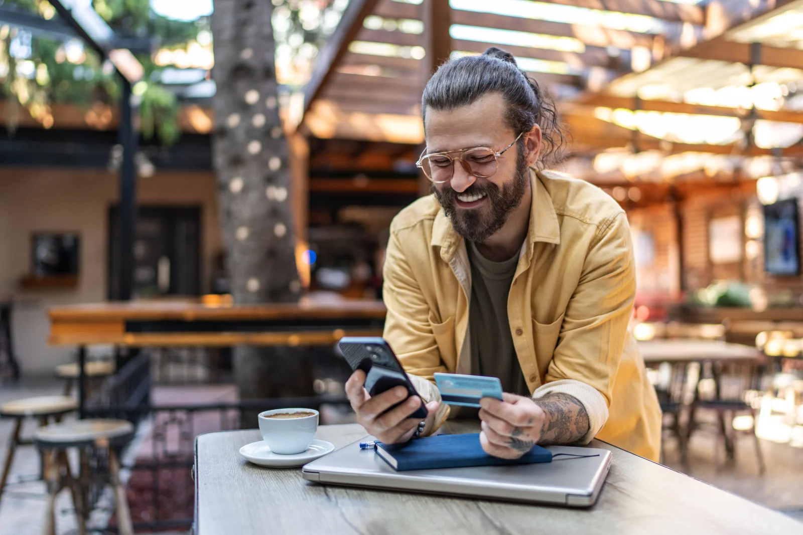 Hilton Honors Kreditkarte – Gold Status und Punkte sammeln im Alltag