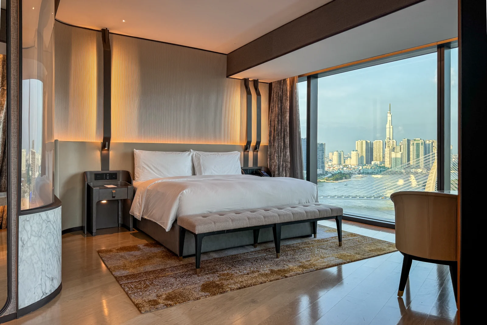 Hilton Honors Punkte einlösen für Hotelaufenthalte - Suite im Hilton Saigon