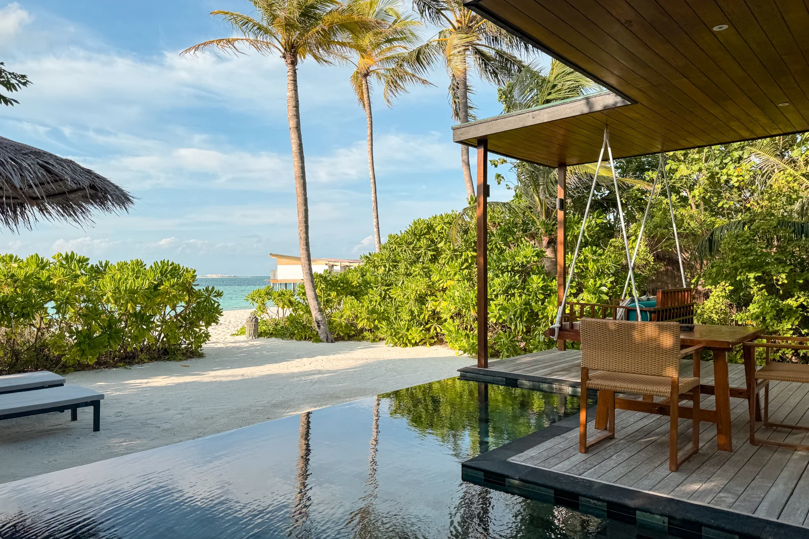Beachvilla im im Hilton Maldives – Beispiel für bestätigbare Upgrades mit Diamond Reserve