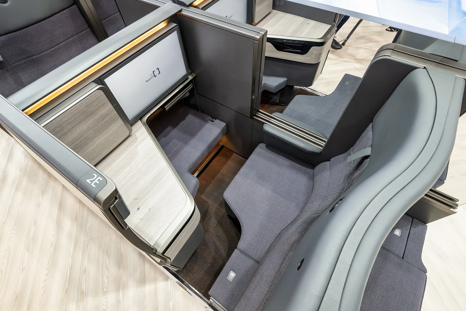 ANA Business Class The Room Sitzausstattung