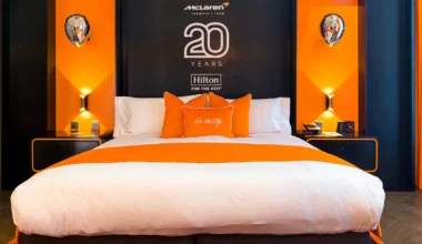 Bett McLaren Suite The Trafelgar St.James Curio Collection