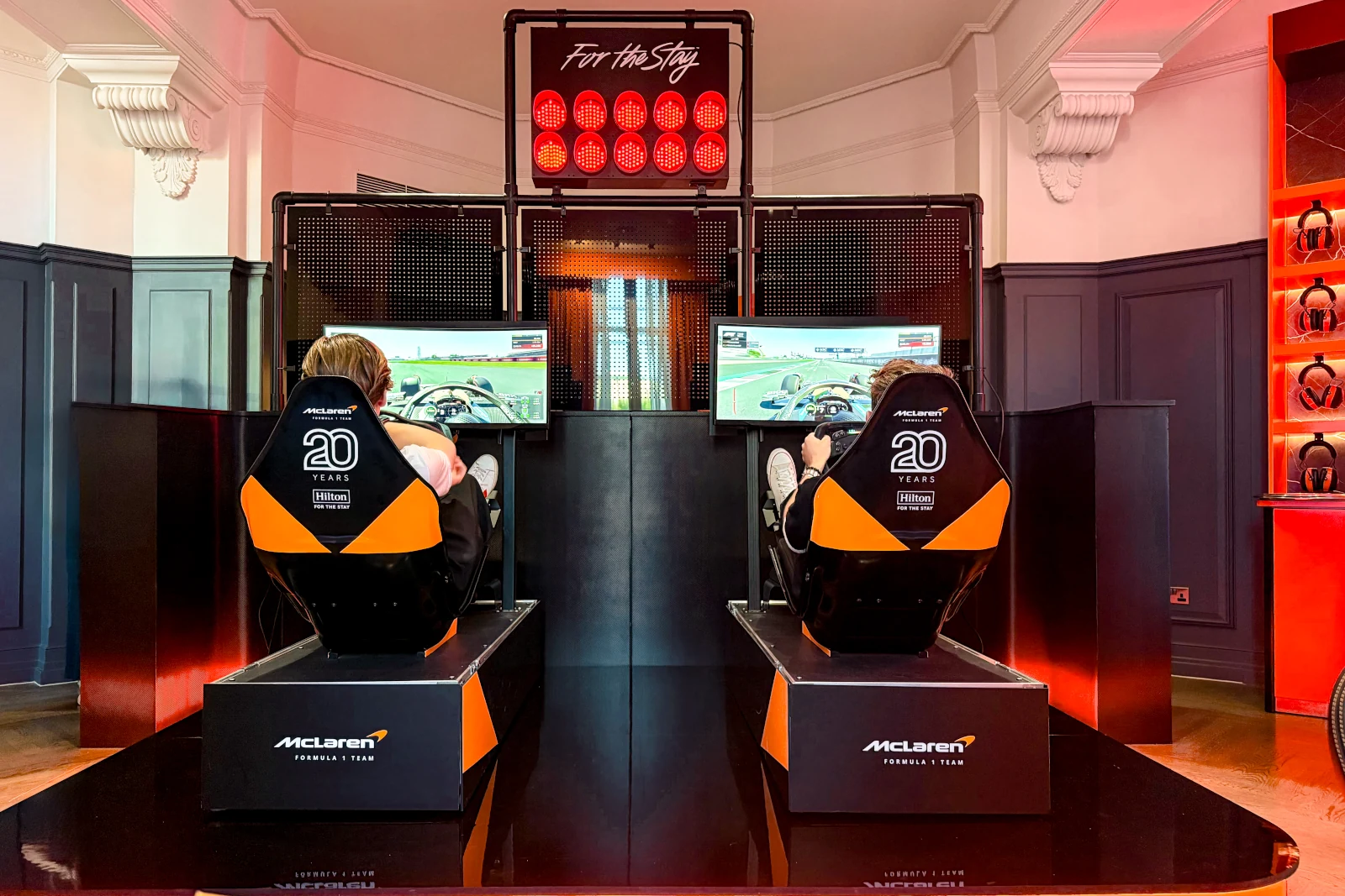 Rennsimulator McLaren Suite The Trafelgar St.James Curio Collection