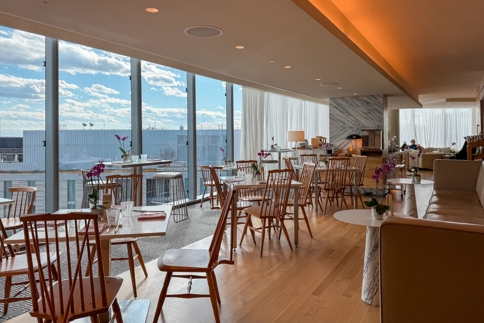 Sakura Club im Conrad Washington D.C.