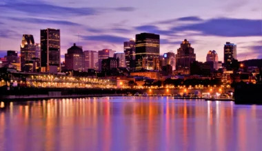 Skyline von Montreal im Abendschimmer