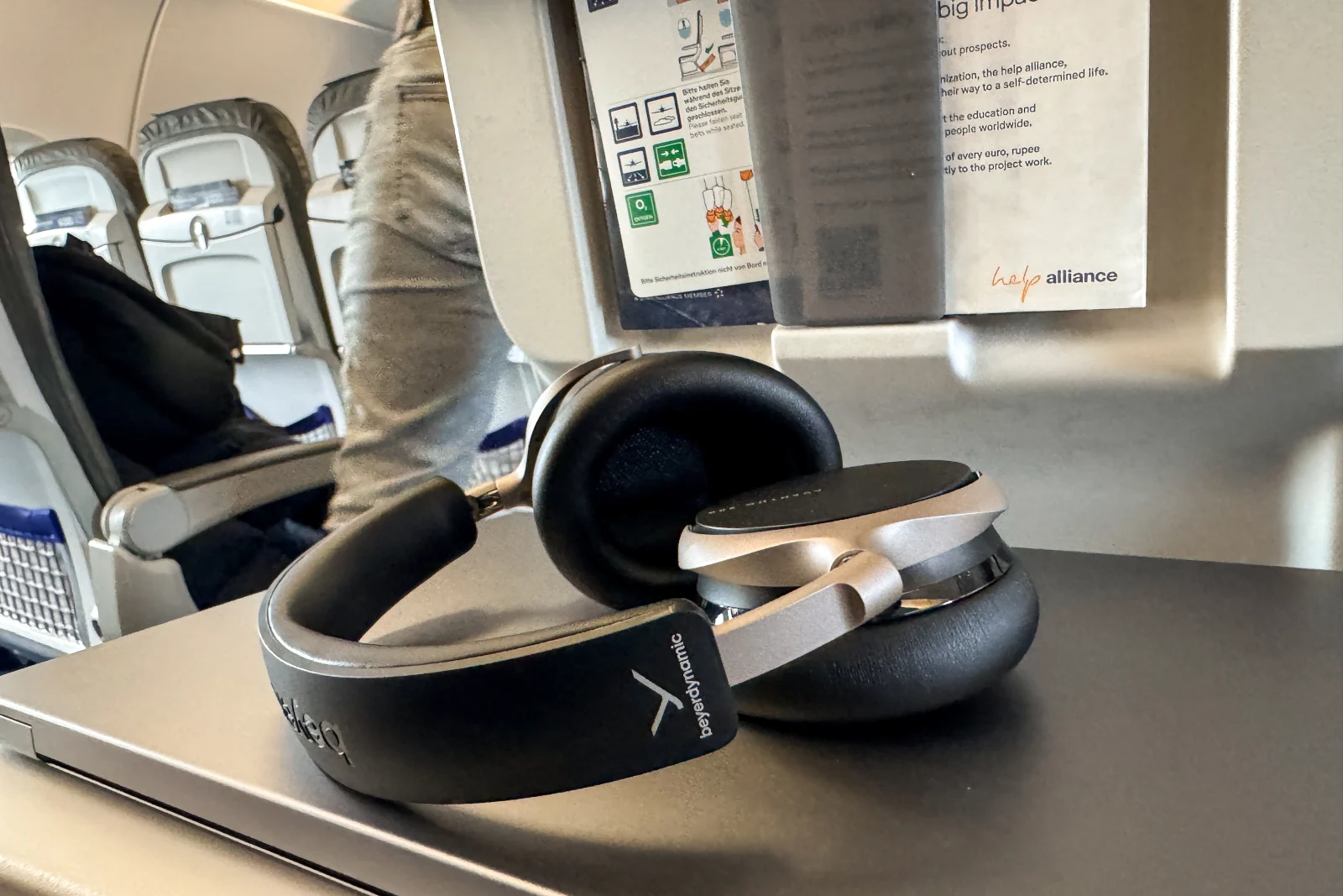 Beyerdynamic Aventho 200