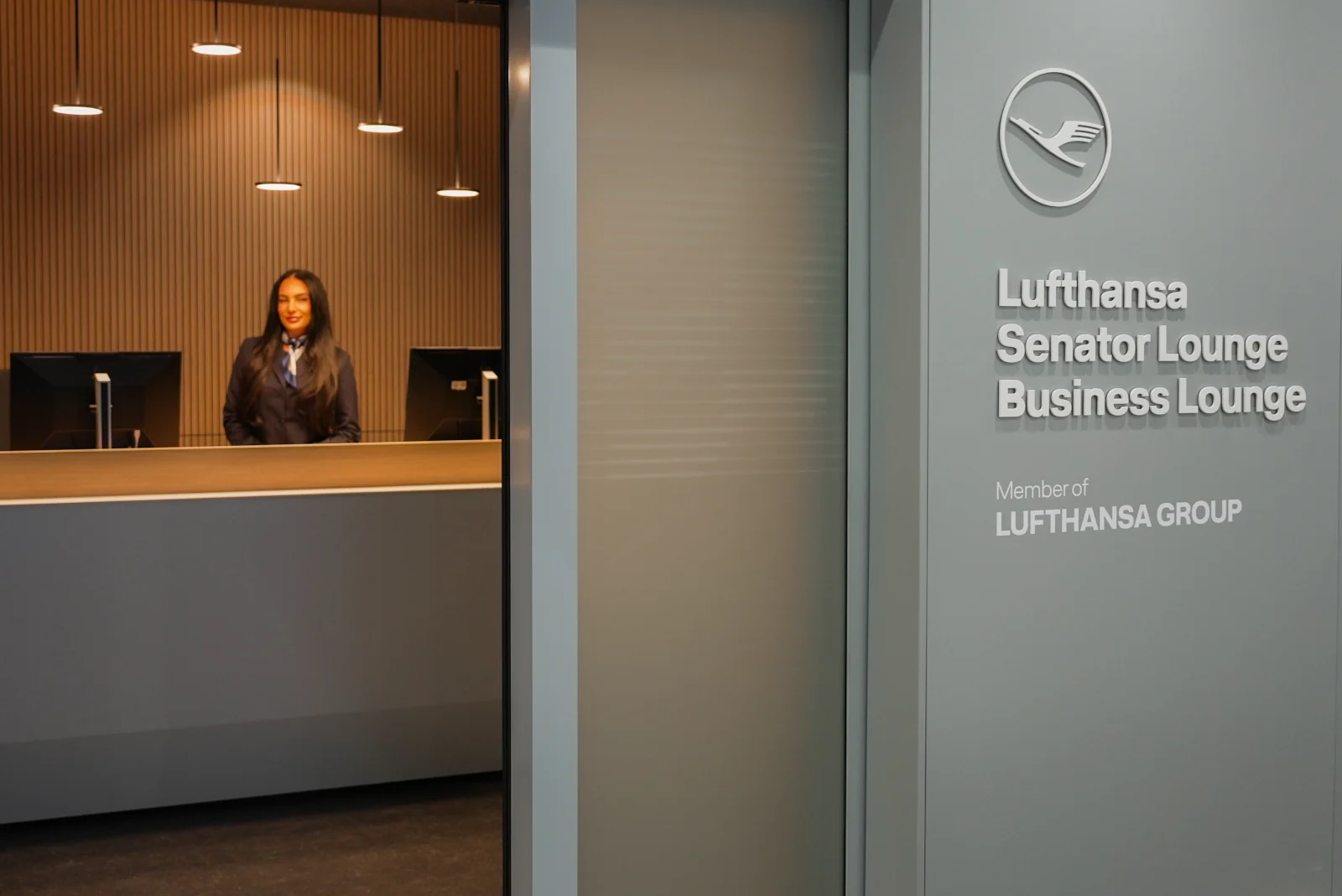 Lufthansa Business und Senator Lounge Stuttgart wieder geöffnet