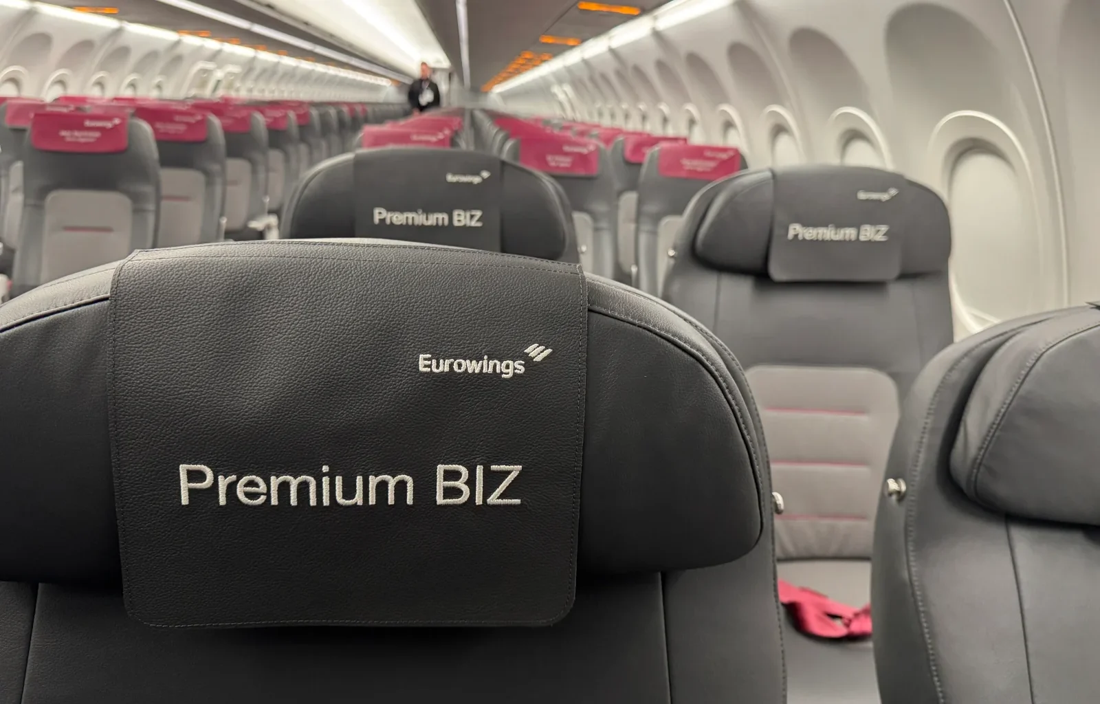 Eurowings setzt Premium BIZ Seat auf allen acht Airbus A320neo ein - Business - und Ferienstrecken mit Premiumsitzen