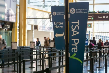 TSA PreCheck Sicherheitskontrolle US-Flughafen - Global Entry Programm aufgrund Shutdown vorübergehend ausgesetzt