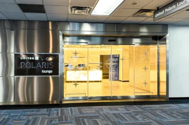 Eingang United Polaris Lounges Washington Dulles Airport