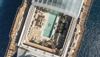 Explora Journeys Pool an Bord Vorteile für Hilton Honors Mitglieder